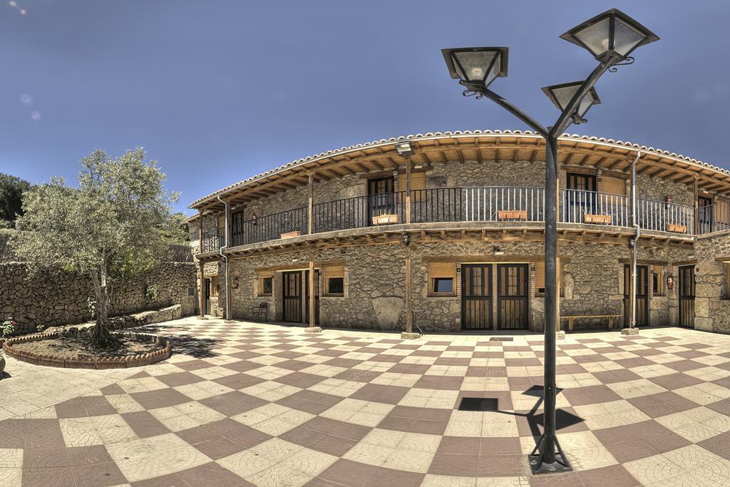 Albergue El Solitario Banos De Montemayor Rum bild