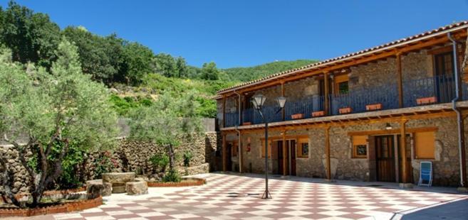 Albergue El Solitario Banos De Montemayor Exteriör bild